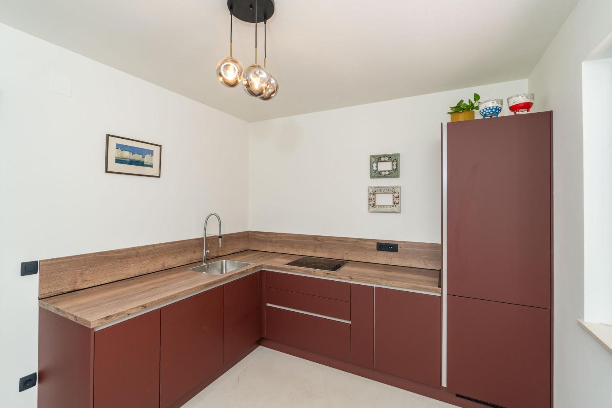 Ranieri Kono Apartment